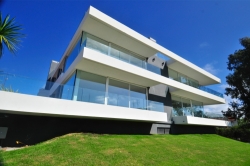 Icon Lido